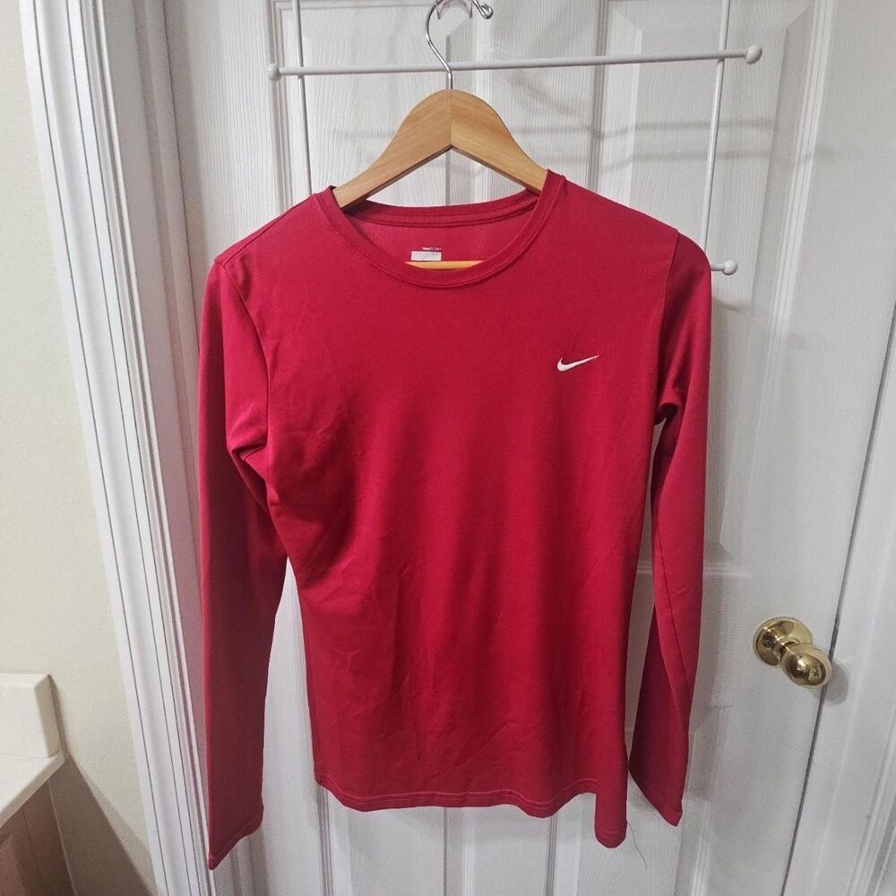 Nike Fit Dry Long Sleeve Shirt Red Size M (8-10)